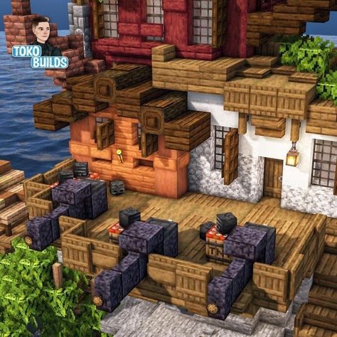 Minecraft Ship Interior, Minecraft Pirate Ship Steering Wheel, Pirate Themed Minecraft Builds, Minecraft Pirate Base, Minecraft Pirate Village, Pirate House Minecraft, Pirate Minecraft Builds, Minecraft Fisherman Hut, Minecraft Pirate Cove