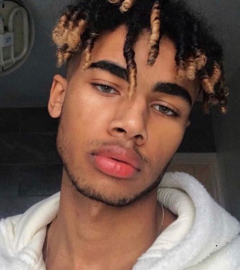 Attractive handsome black male model sexy pink lips curly hair black men hairstyle Chocolate Men, Asian Men Hairstyle, Black Curly Hair, Men Hairstyles, Cute People, Mens Hairstyles Short, Man Candy, Heart Eyes, Light Skin