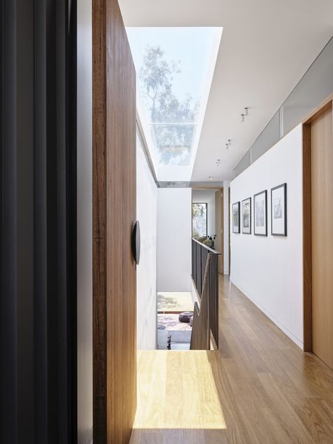 Collector House by Arent&Pyke | Australian Interiors | est living Architecture Extension, Modern Skylights, Skylight Design, Narrow House Designs, Narrow House, Melbourne House, Patio Interior, Australian Homes, Stairs Design