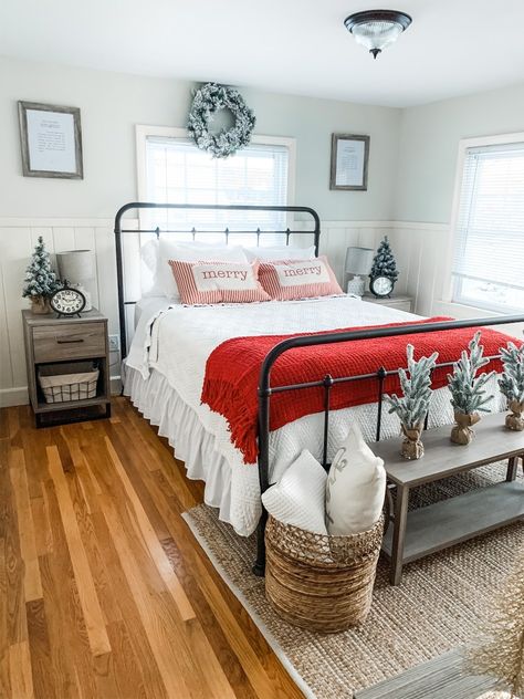 Welcome to my bright and cozy Christmas farmhouse bedroom. Grab a cup of coffee or cocoa and head on over to get all of the cheerful Christmas vibes that this room has to offer! #christmasdecor #farmhousebedroom #farmhousechristmas #farmhousedecor Christmas Guest Bedroom, Farmhouse Christmas Bedroom, Christmas Room Ideas, Winter Bedroom Decor, Christmas Bedrooms, Cozy Modern Farmhouse, Holiday Bedroom Decor, Christmas Bedroom Ideas, Modern Farmhouse Christmas