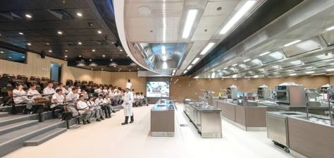 Culinary School Design, Cooking School Interior, Cooking School Design, Teaching Kitchen, Culinary Arts Schools, School Designs, Culinary Classes, School Interior, Innovation Centre