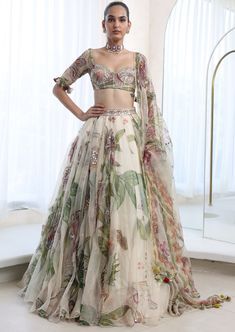 Blouse With Lehenga, Ruffled Saree, Mahima Mahajan, Blouse With Belt, Lehenga Style Saree, Indian Bridesmaid Dresses, Sangeet Outfit, Printed Lehenga, Simple Lehenga