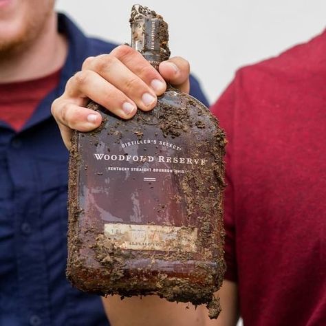 Burying Bourbon - Gastro Obscura  In the American South, some believe it deters rain on one's wedding day. Bourbon Wedding, Bean Bread, Whiskey Wedding, Native American Food, Southern Wedding Inspiration, Yard Wedding, Wedding Bottles, Gettin Hitched, Southern Weddings