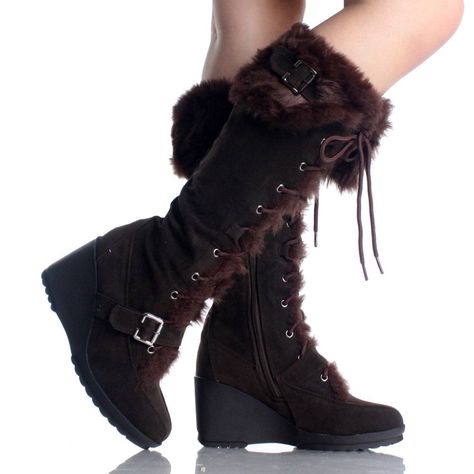 winter boots Winter Heels Boots, Brown Winter Shoes, Boot Wedges, Outfit Ideas With Boots, Wedge Winter Boots, Ugg Ugg, Boots For Winter, Boots With Fur, Dr Shoes