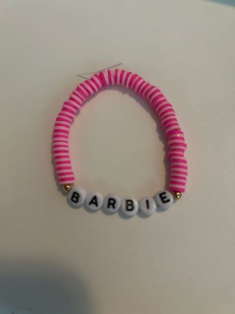 Barbie Bracelet Ideas Clay Beads, Barbie Bracelet Ideas, Barbie Bracelet, Diy Bracelets With String, Clay Bracelets, Bracelet Packaging, Bracelet Inspo, Bracelets Ideas, Bracelets Patterns