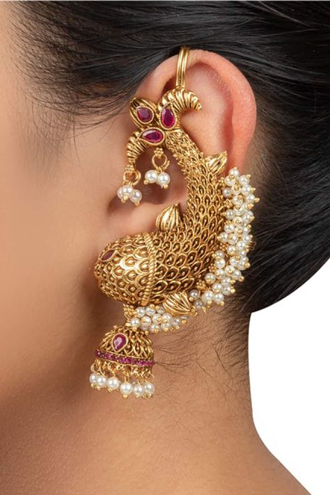 Indian Ear Cuffs, Gold Earrings With Chain, Gold Ear Cuff Earrings, Chettinad Jewellery Gold, Earcuffs Earrings Indian, Ear Cuffs Gold Indian, Traditional Gold Earrings, Beads Jewelry Indian, Beads Jewelry Indian Gold