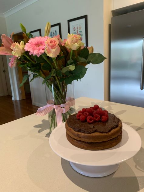 #aesthetic #baking #cake #flowers Fruitcake Aesthetic, Bundt Cake Aesthetic, Cake With Fruit On Top Aesthetic, Flower Desserts Aesthetic, Baking Chocolate Cake Aesthetic, Baking, Cake