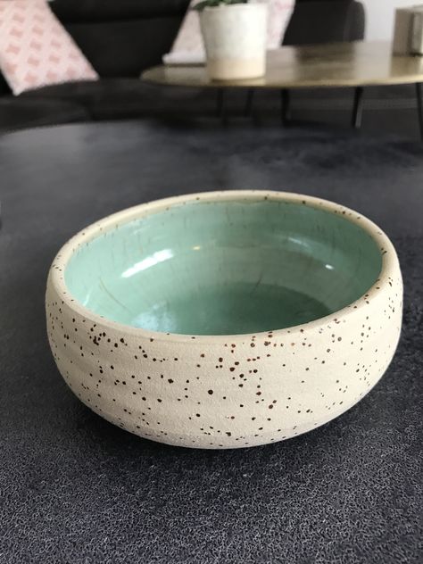 Small Ceramic Bowls Handmade, Small Pottery Bowl, Small Ceramic Bowl Ideas, Ceramic Bowl Glaze, Ceramic Cereal Bowl Ideas, Cereal Bowl Ceramics, Pottery Small Bowls, Ceramic Bowl Glazing Ideas, Poterry Painting Bowl