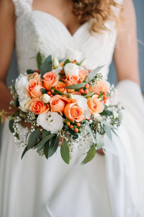 From the fun bridal party portraits to the adorable reception selfies, this day is full of feel-good vibes! Wedd Bouquets, Peach Wedding Flowers Bouquet, Wedding Shower Centerpieces, White Rose Wedding Bouquet, Olive Photography, Peach Wedding Flowers, Green Wedding Flowers, Orange Wedding Flowers, White Roses Wedding