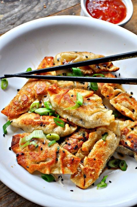 Vegan Sesame Tofu Dumplings - Rabbit and Wolves Vegetable Recipes Dinner, Vegetable Recipes For Kids, Vegan Dumplings, Easy Vegetable Recipes, Sesame Tofu, Vegan Asian Recipes, Vegan Asian, Vegetarian Breakfast Recipes, Bulgogi