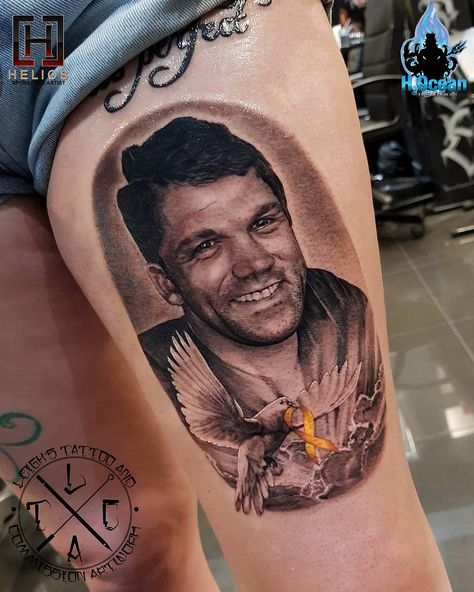 I got the honour to do this memorial portrait thigh piece  Insta: @leigh_tattoos For all bookings an enquiries contact directly at Fb: /leighstca @heliostattoo @h2oceanloyalty #goldcoast #tattoo #stencilstuff #sullenclothing #sullenfamily #tattooistartmagazine #tattooartist #tattooart #ink #inked #follow #bestoftheday #greywash #fusion #inkjecta #heliostattoo #heliosneedles #Loyalty4Life #H2Ocean4Life #H2Ocean #stencilstuff #fusionink #portrait #portraittattoo Memorial Portraits Tattoos, Thigh Portrait Tattoo, Memorial Portrait Tattoo, Portrait Tattoo Sleeve, Rip Tattoo, Memorial Portrait, Key Tattoos, Dove Tattoo, Watercolor Tattoo Flower