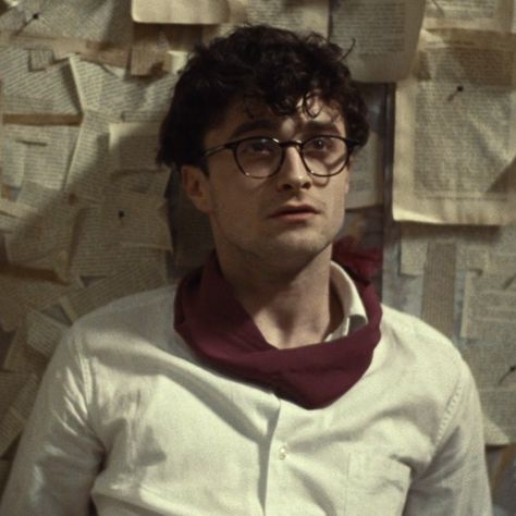 Daniel Radcliffe - Allen Ginsberg Allen Ginsberg Daniel Radcliffe, Kill Your Darlings Daniel Radcliffe, Allen Ginsberg Kill Your Darlings, Daniel Radcliffe Kill Your Darlings, Dan Radcliffe, Film Scenes, Kill Your Darlings, Allen Ginsberg, American Summer