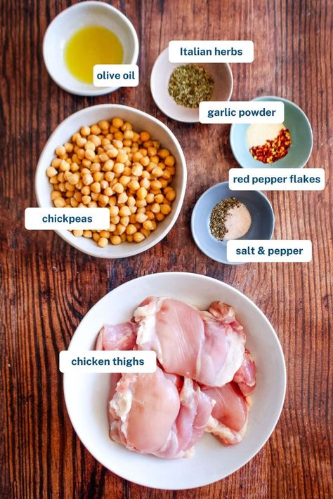 Crispy Baked Chicken and Chickpeas | Frugal Nutrition Chicken Chickpea Recipes, Easy Meal Prep Lunches, Turkey Pumpkin Chili, Chicken Chickpea, Paleo Recipes Breakfast, Crispy Baked Chicken, Crispy Chickpeas, Curry Spices, Chickpea Recipes