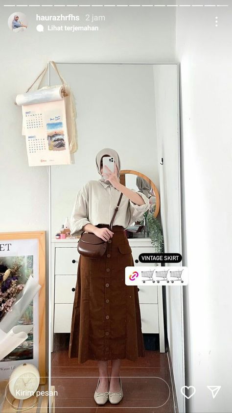 Outfit Vintage Hijab, Outfit Kuliah Hijab, Vintage Hijab, Brown Hijab, Outfit Ngampus, New Hijab, Ootd Hijab Style, Ootd Hijab Casual, Muslimah Outfit