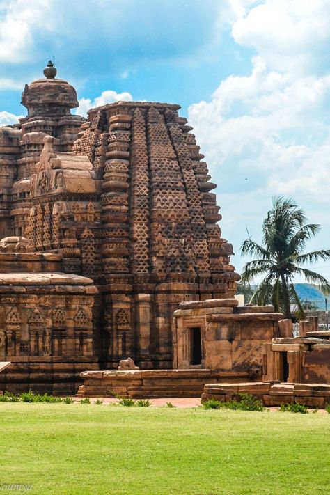 Which are the best historical places to travel to in India? Undoubtedly, the Pattadakal temples in Karnataka, a UNESCO World Heritage site. Beautiful and sublime, these temples represent the height of Chalukya art and architecture. Click to see for yourself and get enthralled. #CultureTravelWithSoumya #Pattadakal #Karnataka #IndiaTravel Karnataka Famous Places, India Historical Place, Unesco World Heritage Site India, Historical Places Photography, Chalukya Architecture, Pattadakal Temple, Karnataka Aesthetic, Historical Monuments Of India, Indian Castle