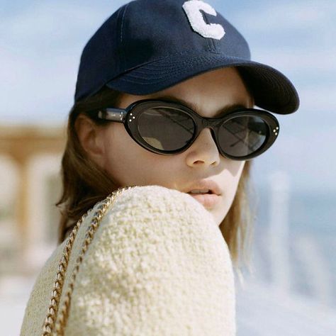 Kaia Gerber wearing Celine 'CL40193I' sunglasses. American Model, British Fashion Awards, Celine Sunglasses, Fashion Awards, Kaia Gerber, British Fashion, Cindy Crawford, Opening Soon, Get The Look