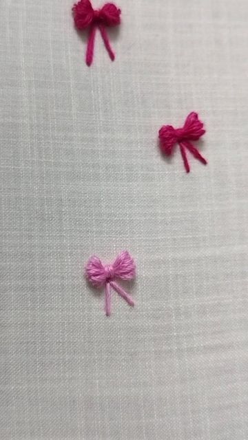 Amruta Deshmukh on Instagram: "Embroidery bow😍✨

#sewingtipsandtricks #embroidery #handmade #explore #viral" Bow Embroidery Design, Textiles Gcse, Embroidery Bow, Bow Embroidery, Latch Hook, August 27, Diy Embroidery, Balloon Arch, Fabric Crafts