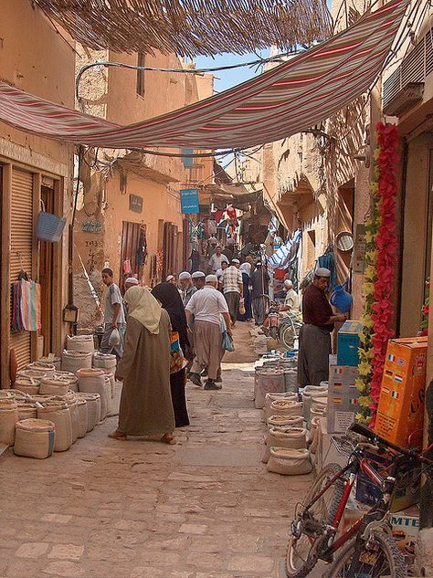 by ALTASENSIBILIDAD on Flickr. Street in Ghardaïa, capital of the Beni M'Zab culture, Algeria. Arab Culture, Environment Design, Alam Yang Indah, World Cultures, Africa Travel, Old City, North Africa, Botswana, Places Around The World