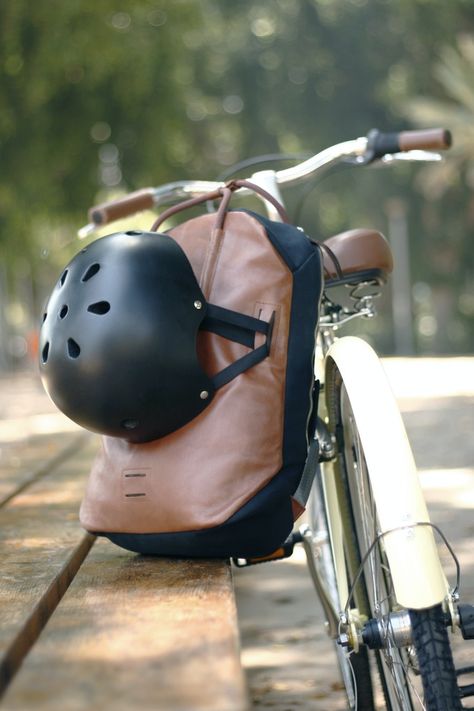 Urban Bike Style, Mini Velo, Ducks In A Row, Commuter Style, Urban Cycling, Unique Backpacks, Commuter Backpack, Cycling Bag, Cycling Backpack