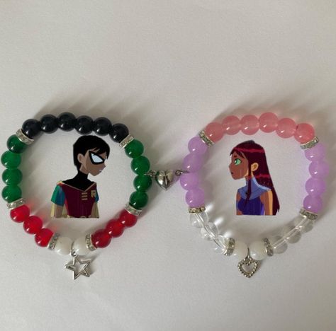 Robin X Starfire, Matching Things, Girly Bracelets, Bead Charms Diy, Diy Bracelet Designs, Diy Bracelets Patterns, Bracelet Ideas, Beaded Bracelets Diy, Cute Bracelets