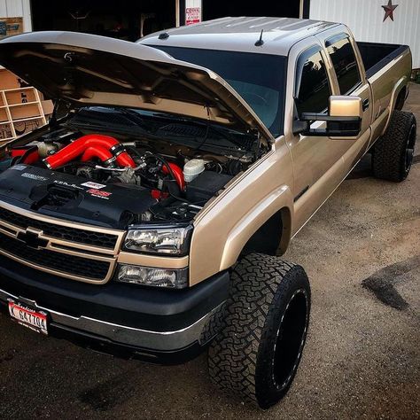 06 Duramax Diesel, Chevy Duramax Diesel Lifted, Lb7 Duramax Diesel, Lbz Duramax Trucks, Chevy Duramax Diesel, Cat Eye Chevy, Lifted Duramax, Chevy Cateye, Chevy Duramax