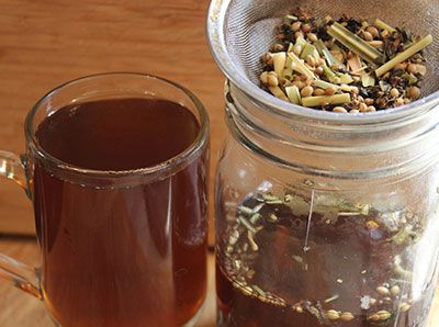 tulsi-tea-recipe-using-holy-basil Tulsi Tea Benefits, Basil Benefits, Holy Basil Benefits, Holy Basil Tea, Lemongrass Recipes, Tulsi Leaves, Hindu Scriptures, Basil Tea, Tulsi Tea