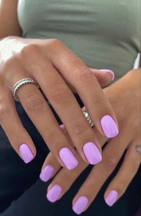 Summer Nail Inspiration for Your 2024 Manicure - Boss Babe Chronicles Pedicure Inspo 2024, Ongles Gel Violet, Nail Shades, Gel French Manicure, Thanksgiving Nail Designs, Nail Color Trends, Short Gel Nails, Nice Nails, Thanksgiving Nails