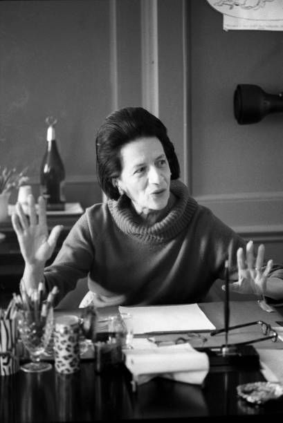 Diana Vreeland Photos Pictures and Photos - Getty Images Diana Vreeland Style, Diana Vreeland, Her Office, Richard Avedon, Harper's Bazaar, Harpers Bazaar, Fashion Editor, Good People, Creative Director