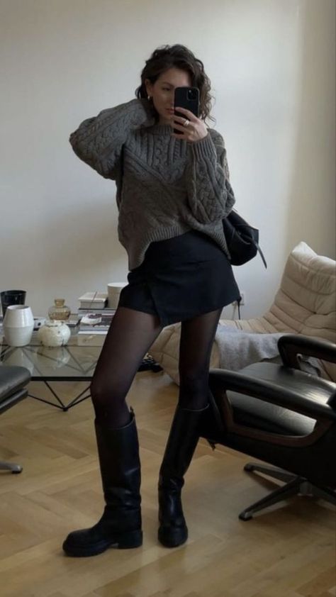 Fall Outfits Tights, Mesh Tights Outfit, Fleece Tights Outfit, Black Tights Outfit Casual, Tights Winter Outfit, Tights And Skirt Outfit, Skin Colored Leggings, Skin Coloured Tights, Black Skirt Outfit