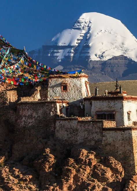 Tibet Nature, Tibet Aesthetic, Tibet Mountains, Tibet Landscape, Tibet Architecture, Tibetan Mountains, Tibetan Landscape, Seven Years In Tibet, Tibet Art