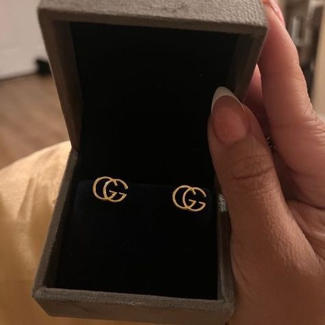 #follow #gucci #jewelry #earrings #fashion #style #blogging #blogger #blog Ysl Earrings Gold, Gucci Earrings Gold, Gucci Jewelry Earring, Luxary Earrings, Gucci Accessories Jewelry, Gucci Earring, Mens Wedding Bands Silver, Cartier Bracelet Stack, Men Gold Jewelry