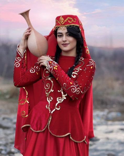 Azerbaijan Aesthetic, Bridge Dress, National Clothes, National Costume, Beautiful Dresses For Women, Asian Outfits, Designs For Dresses, Ulzzang Girl