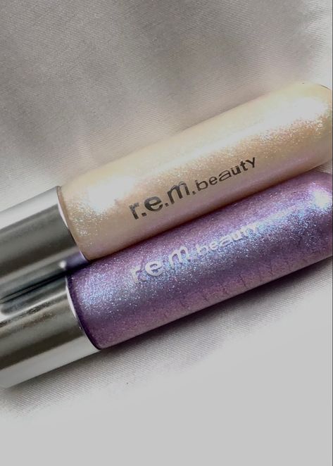 Rem Beauty Lipgloss, Rem Beauty Lip Gloss, R E M Beauty Aesthetic, Rem Beauty Products, Ariana Grande Makeup, Ariana Grande Fragrance, Rem Beauty, R E M Beauty, Glitter Lip Gloss