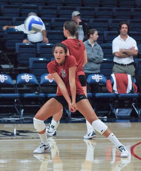 Stanford Volleyball Aesthetic, Volleyball Players Female, Volleyball Vibes, Volleyball Aesthetic, Soccer Drills For Kids, Ball Costume, Volleyball Photography, Volleyball Stuff, Volleyball Photos