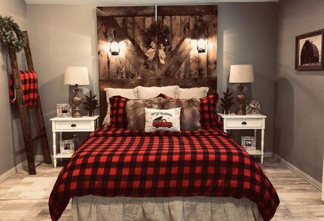 Flannel Bedroom Decor, Red Buffalo Plaid Bedroom Master, Red Plaid Bedroom Ideas, Lodge Bedroom Ideas, Rustic Christmas Bedroom, Buffalo Plaid Bedroom, Cabin Room Ideas, Cabin Themed Bedroom, Cozy Cabin Bedroom