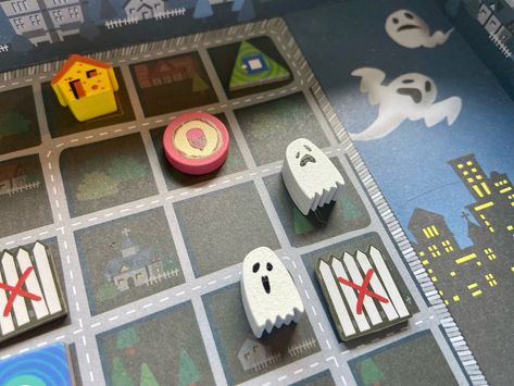 Game Schooling, Haunted Town, Best Family Board Games, Family Board Game, Board Game Pieces, Board Game Design, Family Boards, Family Board, Family Board Games