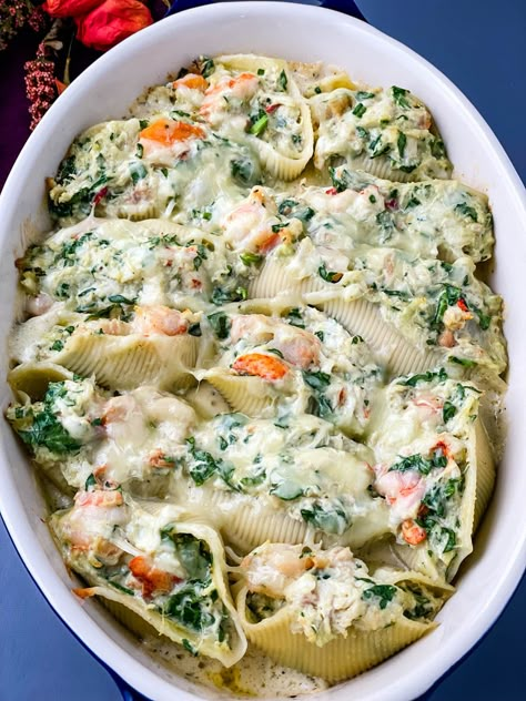 Creamy Seafood Stuffed Shells Girls Weekend Food Ideas, Girls Weekend Food, Seafood Stuffed Shells Recipe, Weekend Food Ideas, Meals Low Calorie, Herb Butter Sauce, Pasta Shells Stuffed, Summer Lunch Ideas, Seared Cod