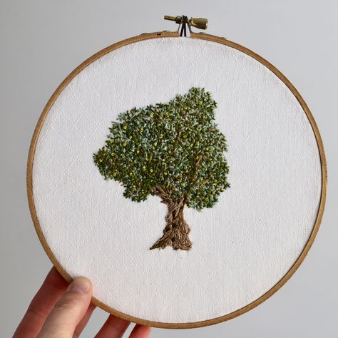 Olive tree embroidery by Rebecca Made Oak Tree Embroidery, Olive Tree Embroidery, Olive Embroidery, Embroidered Tree, Tree Embroidery, Simple Tree, Diy Embroidery Patterns, Diy Things, Hand Embroidery Projects