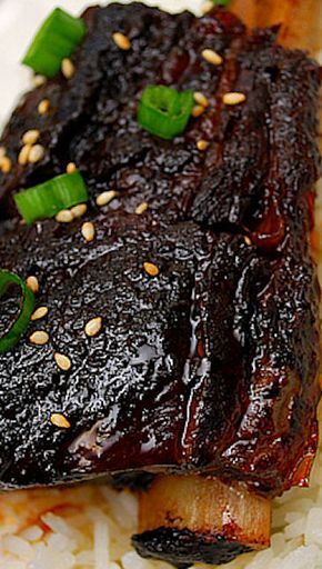 Korean Style Short Ribs, Koreansk Mad, Beef Short Rib Recipes, Short Ribs Recipe, Mapo Tofu, Crock Pot Recipes, Instant Pot Dinner Recipes, Think Food, Crock Pot Slow Cooker