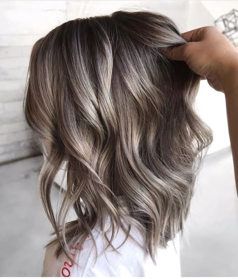 Mermaid Look, Bridemaids Hairstyles, Natural Wavy Hair, Blending Gray Hair, Hair Color Highlights, Hair Color And Cut, Modern Salon, Metallic Hair, Great Hair