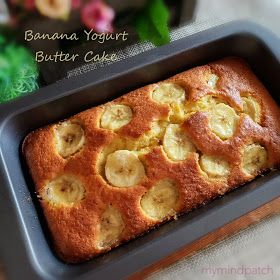 My Mind Patch: Banana Yogurt Butter Cake Banana Butter Cake, Banana Yogurt Cake, Banana Yoghurt Cake, Baking Night, Asian Cakes, Banana Cakes, Cake Pan Sizes, Banana Yogurt, Banana Butter