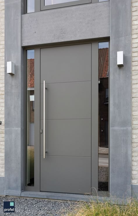 Aluminium Door Design, Modern Entrance Door, Modern Exterior Doors, Contemporary Front Doors, Home Door Design, Modern Entrance, Doors Interior Modern, Wooden Doors Interior, Entrance Door Design