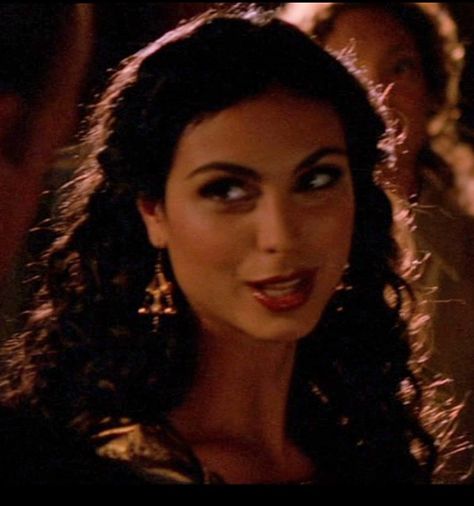 Morena Baccarin Firefly, Inara Serra, Morena Baccarin, Firefly Serenity, Cosplay Ideas, Firefly, Costume Ideas, Science Fiction, Sci Fi