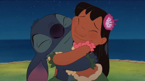 Lilo and Stitch Lilo Ve Stitch, Lilo And Stitch 2002, Stitch Tumbler, Lilo Y Stitch, Ohana Means Family, Stitch And Angel, Pinturas Disney, Lilo Stitch, Disney Lilo