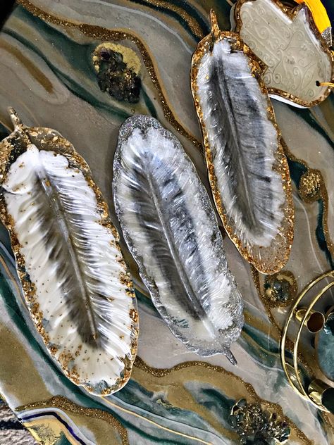 Feather Resin Art, Resin Feather Tray, Feather Resin, Jewellery Plate, Resin Dish, Resin Trays, Resin Bowl, Resin Crafting, Concrete Plant Pots