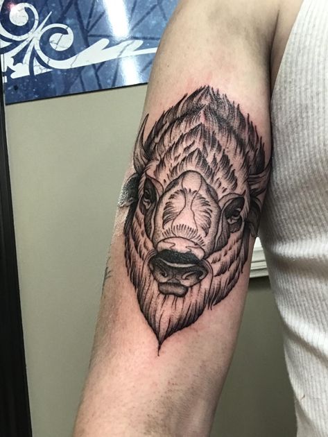 Bison head - Angie Demeter at Electric Odyssey Calgary Alberta Buffalo Head Tattoo Traditional, Bison Tattoo Simple, Carabao Tattoo, Bison Head Tattoo, Buffalo Head Tattoo, Traditional Buffalo Tattoo, Bison Skull Tattoo, Bison Tattoo Ideas, Papa Bear Tattoo