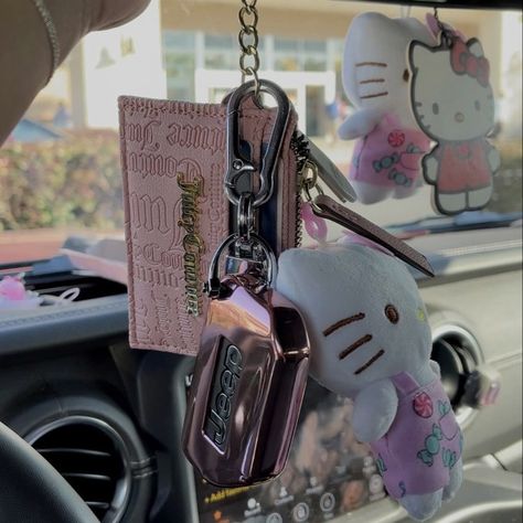 Pink Car Accessories, Hello Kitty Car, New Car Accessories, Girly Car Accessories, Car Deco, Girly Car, Cute Car Accessories, Car Cushion, Mercedes Car