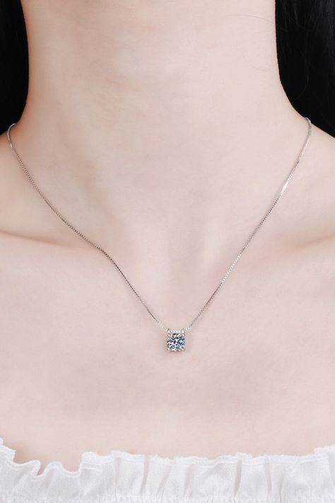 Experience timeless beauty with 1 Carat Moissanite 925 Sterling Silver Chain Necklace. ✨A touch of elegance at LOVCIA. 💎 Discover more at https://lovcia.com #Lovcia #LovciaJewelry #GiftsForWomen #Necklaces #NecklacesForWomen #Women'sNecklaces #PersonalStyle #JewelryForWomen #JewelryForGirls #GiftForHer #GiftForLove #SterlingSilverNecklaces #TimelessElegance #LOVCIAShine #925SterlingSilver Trendy Silver Jewelry, Jewellery Illustration, Ghost Mannequin, Pink Cactus, Stone Properties, Moissanite Pendant, Moissanite Necklace, Ear Ring, Necklace Men