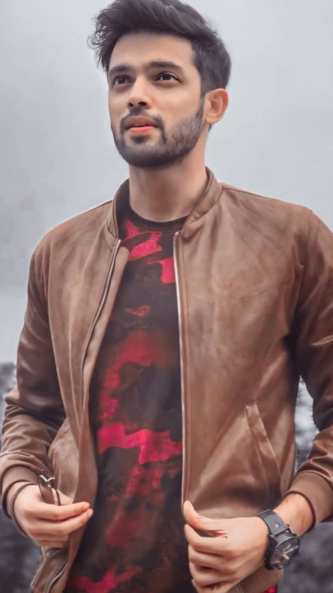 Manik Malhotra, Boys Photoshoot, Beautiful Dp, Anurag Basu, Unseen Images, Birthday Quotes Funny For Him, Blank Background, Parth Samthaan, Dear Crush