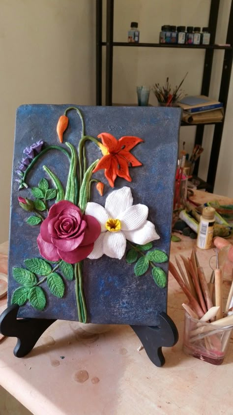 Canvas Clay Art, Acrylic Painting Flowers, Clay Wall Art, Handmade Wall Art, Plaster Art, Art N Craft, Art Clay, Clay Art Projects, Mural Wall Art